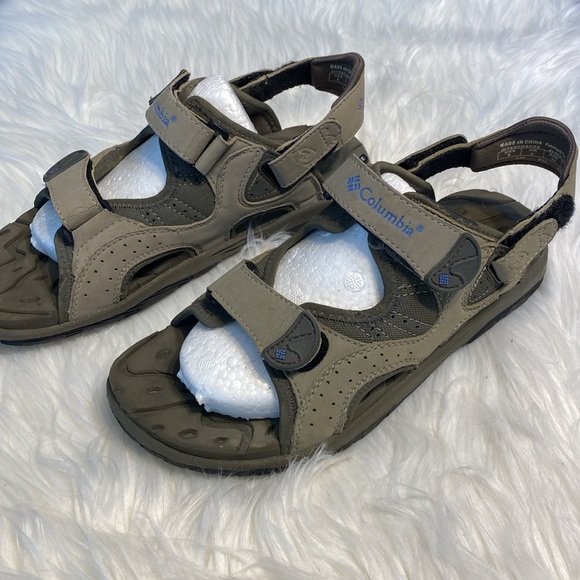 ￼ Columbia, hiking sandals, size 8 - Picture 3 of 7